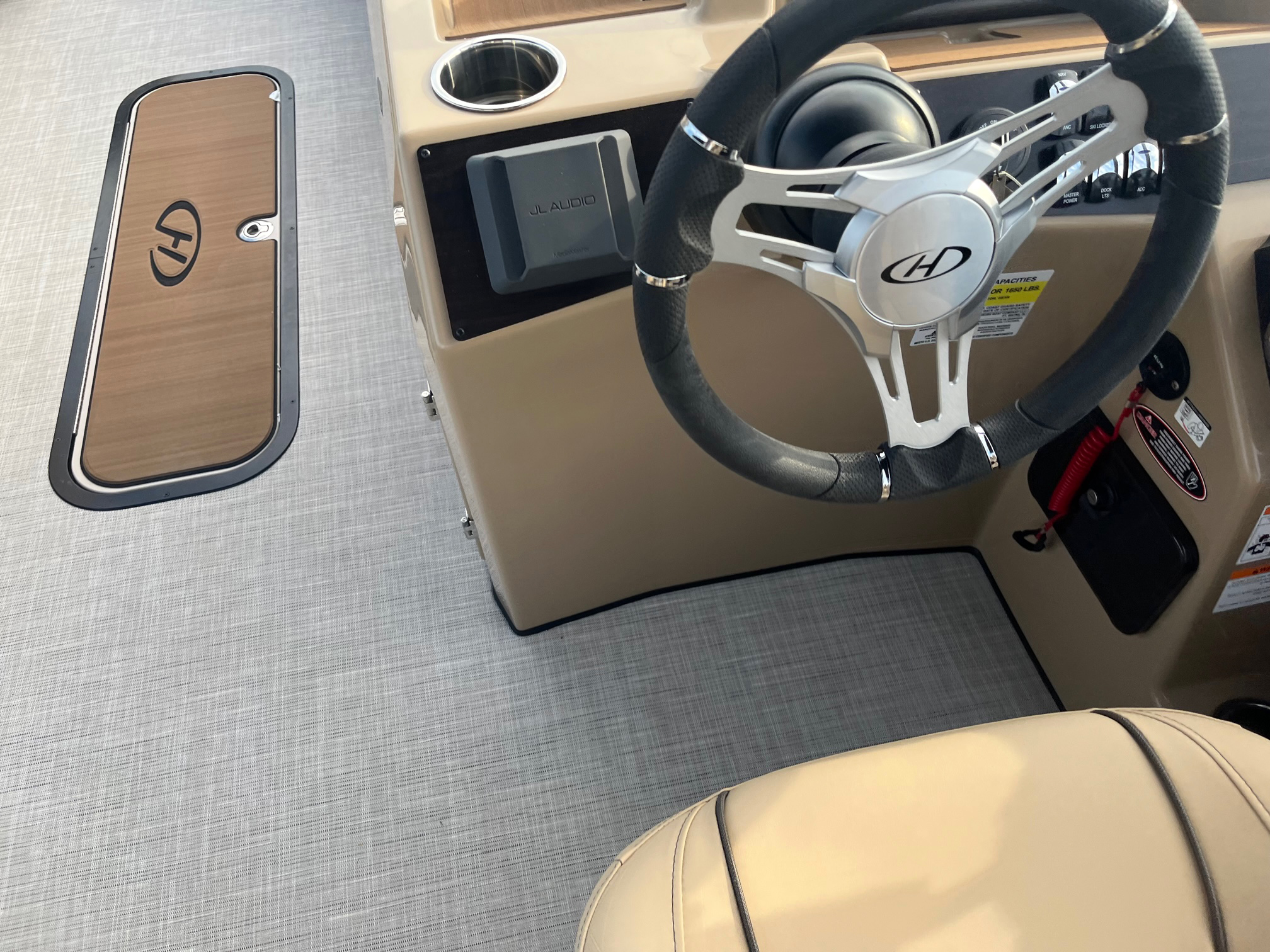 2023 Harris Sunliner 230 with 200HP Mercury - Photo 14